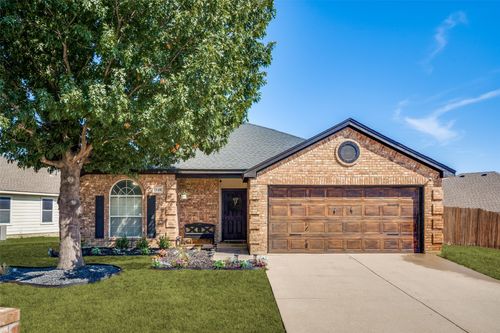 1148 Mustang Ridge Dr, Haslet, TX, 76052-4840 | Card Image
