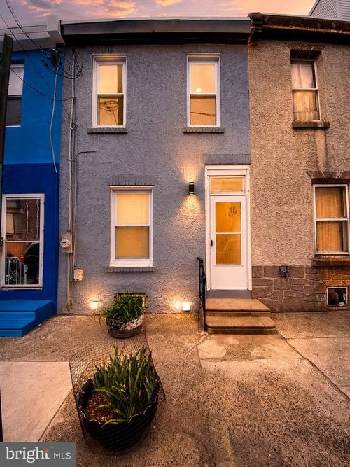 2052 E Rush St, PHILADELPHIA, PA, 19134-4046 | Card Image
