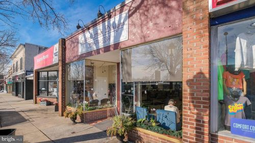 42 S York Rd, HATBORO, PA, 19040-3326 | Card Image