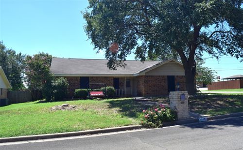 301 Cross Country Dr, Hewitt, TX, 76643-3850 | Card Image