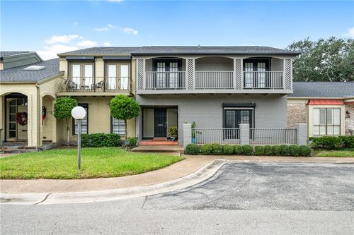 29 Lake Shore Dr, Corpus Christi, TX, 78413-2634 | Card Image