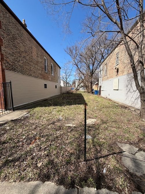 1638 S Karlov Avenue, Chicago, IL, 60623 | Card Image