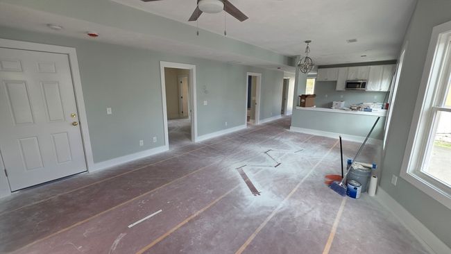 APT-2 - 20 Reeves St, Condo with 3 bedrooms, 1 bathrooms and 2 parking in Worcester MA | Image 34