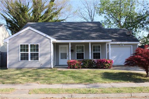 3204 Gwin St, Portsmouth, VA, 23704-6132 | Card Image