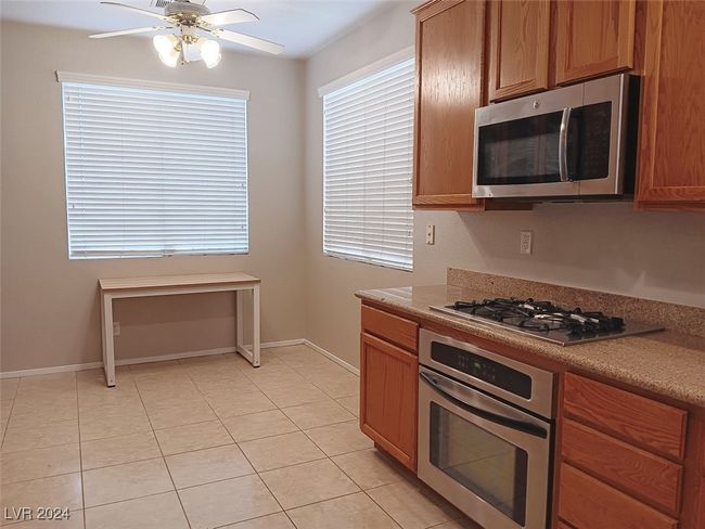 1625 Pacific Tide Pl, Townhouse with 3 bedrooms, 2 bathrooms and null parking in Las Vegas NV | Image 7
