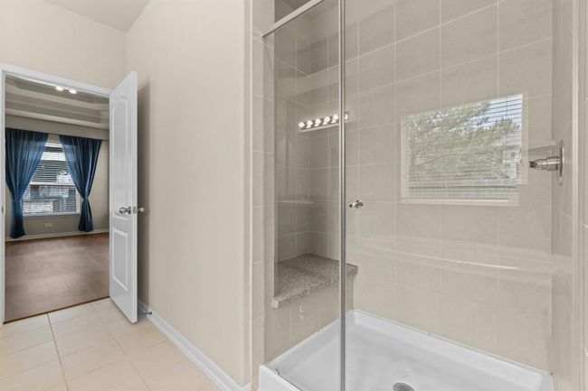 En-suite bathroom | Image 20