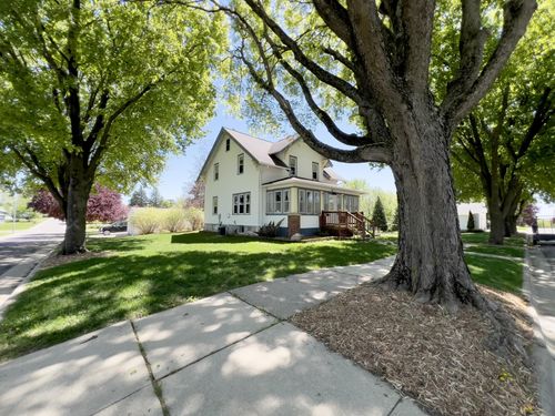 803 S Pine St, Caledonia, MN, 55921-1436 | Card Image