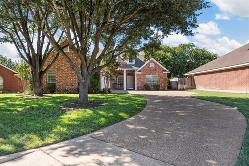 2621 Concho Bend Dr, Waco, TX, 76712-8835 | Card Image