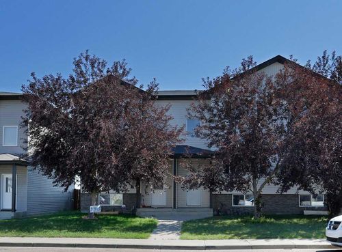 310 17 St E, Brooks, AB, T1R1R2 | Card Image