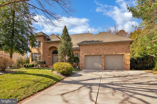 14 Shingle Oak Dr, Voorhees, NJ, 08043-1555 | Card Image