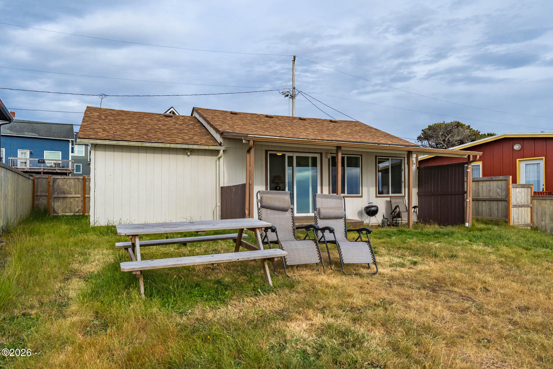 Residential in Lincoln City 4