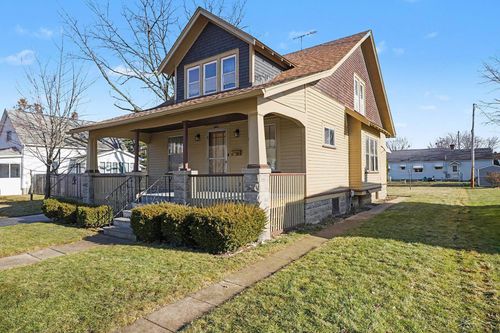 1707 S Monroe St, Bay City, MI, 48708-4100 | Card Image