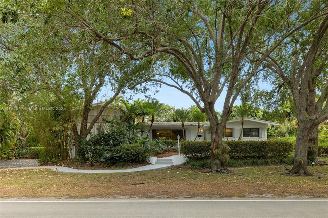7920 Sw 132 Nd St, House other with 3 bedrooms, 2 bathrooms and null parking in Pinecrest FL | Image 21