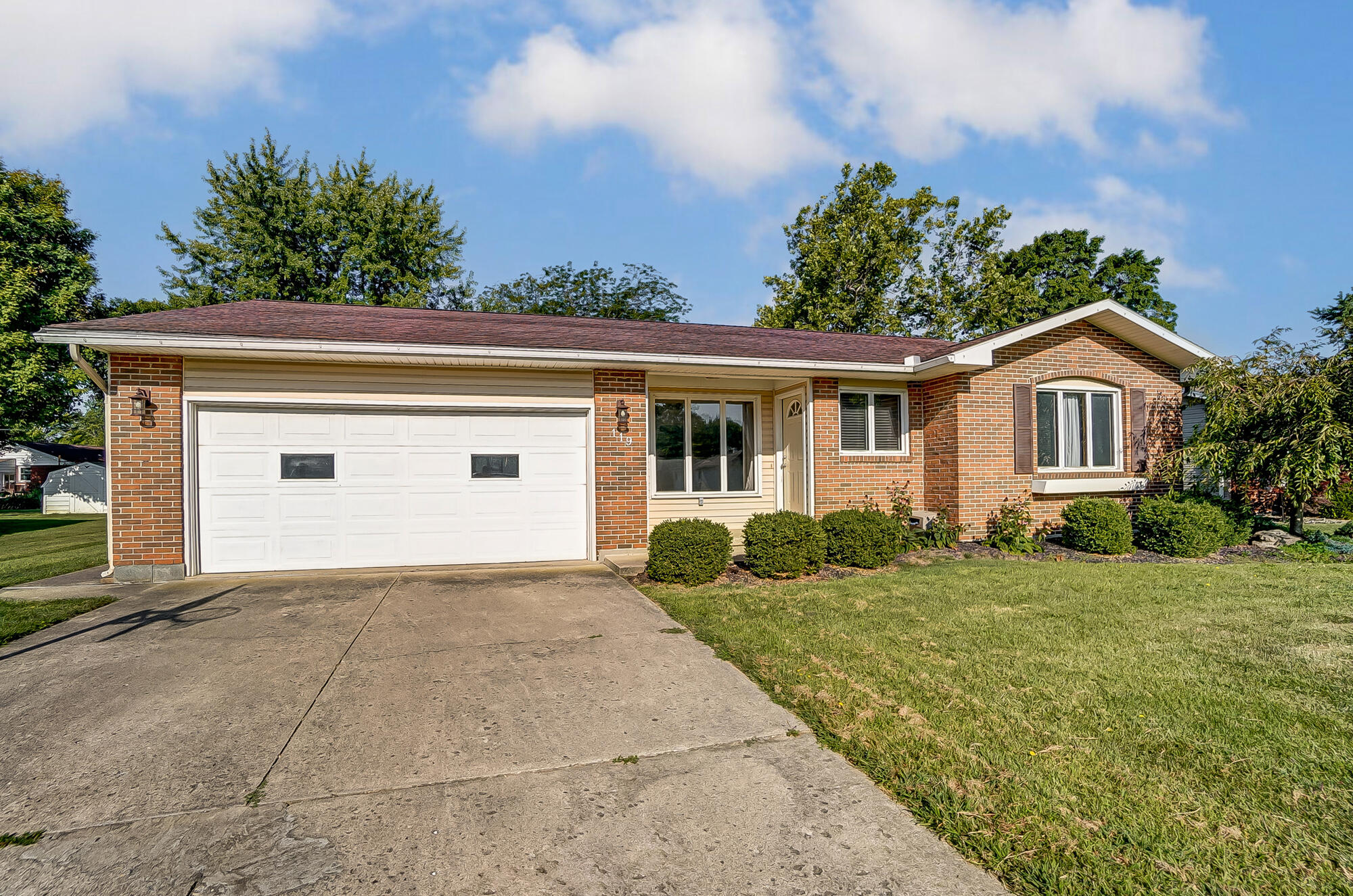 Phillips Dr, Wapakoneta, OH 45895