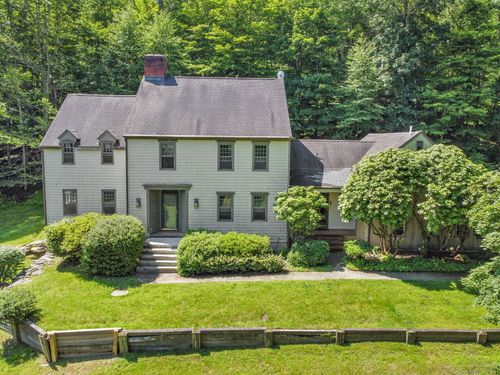 14 Concord Ridge Rd, Newtown, CT, 06470-1110 | Card Image