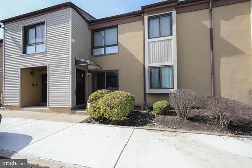 15 Ashley Ct, Evesham, NJ, 08053-2049 | Card Image