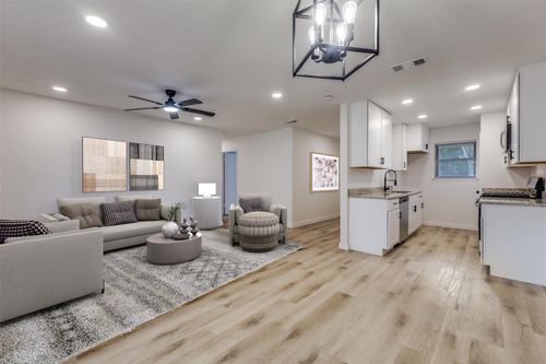 1442 Eastern Heights Dr, Mesquite, TX, 75149-6251 | Card Image