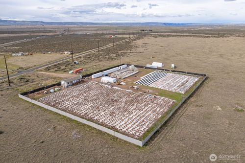 11061 Neppel Rd Ne, Moses Lake, WA, 98837-7522 | Card Image