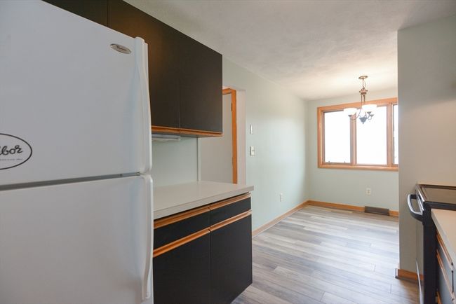 APT-106 - 31 Blithewood Ave, Condo with 2 bedrooms, 2 bathrooms and 1 parking in Worcester MA | Image 9