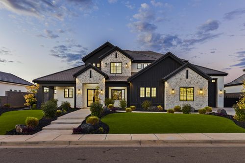 697 E Margarita Way, Washington, UT, 84780-3288 | Card Image