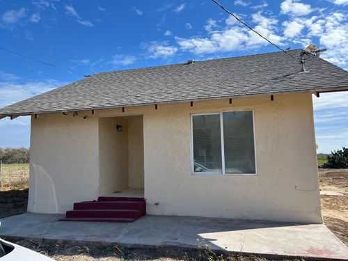 6066 S Cornelia Ave, Fresno, CA, 93706-9421 | Card Image
