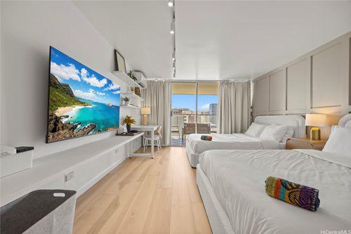 2415-445 Seaside Ave, Honolulu, HI, 96815-5530 | Card Image