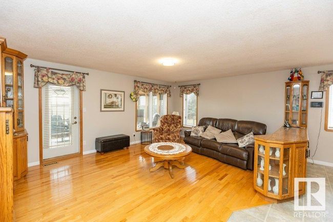 240048 Township Road 630, House other with 6 bedrooms, 4 bathrooms and null parking in Rochester AB | Image 16