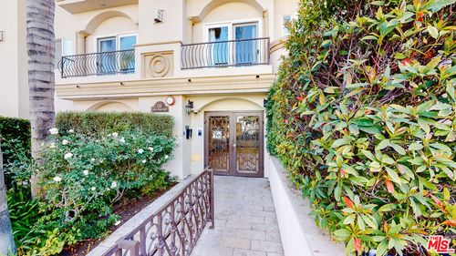 105-118 S Clark Dr, West Hollywood, CA, 90048-3201 | Card Image