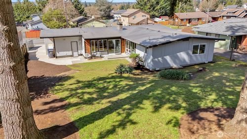 8021 47th Ave Ne, Marysville, WA, 98270-3410 | Card Image
