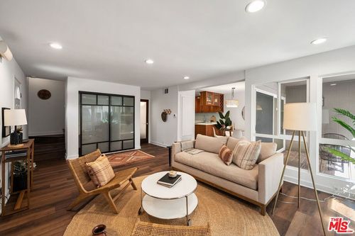 3-2508 Arizona Pl, Santa Monica, CA, 90404 | Card Image