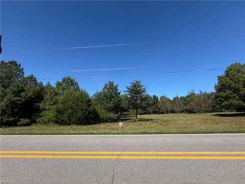 2 Park Springs Rd, Providence, NC, 27315-9721 | Card Image