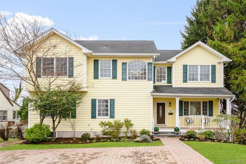 1127 Jensen Ave, Mamaroneck, NY, 10543-3838 | Card Image