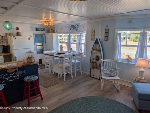 7528 Western Circle Dr, BROOKSVILLE, FL, 34613-7305 | Card Image