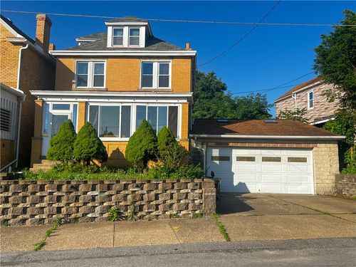 409 Vine St, Homestead, PA, 15120-2218 | Card Image