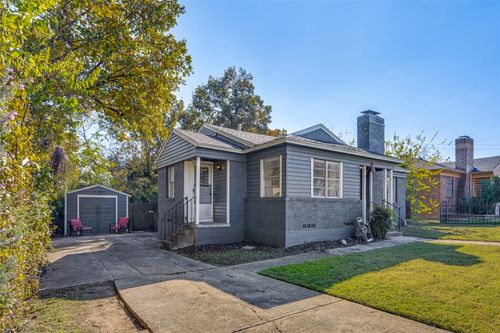 702 Reverchon Dr, Dallas, TX, 75211-2333 | Card Image