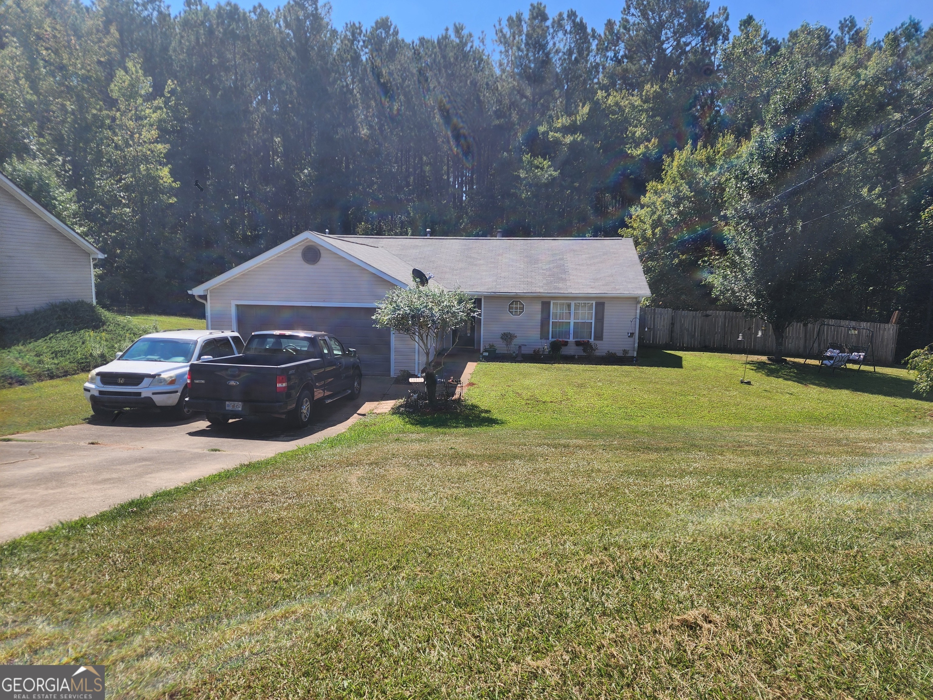 Canterbury Dr, Grantville, GA 30220