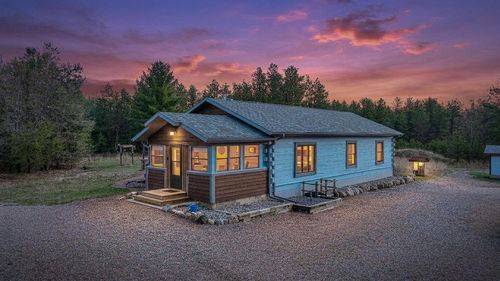 938 County Road C, Hancock, WI, 54943-9571 | Card Image