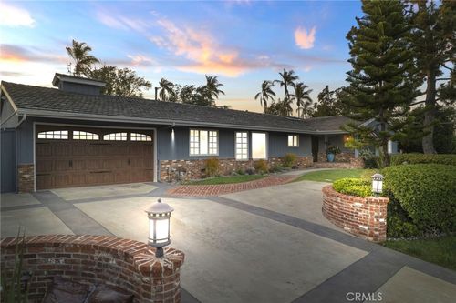 1618 Alapat Dr, Escondido, CA, 92027-4410 | Card Image