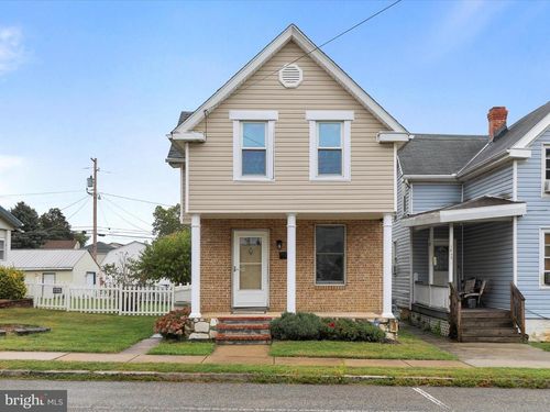 1040 Pope Ave, HAGERSTOWN, MD, 21740-7316 | Card Image