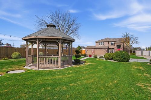 B Vincent Ave, Hughson, CA, 95326-9669 | Card Image