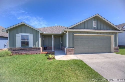 12005 E 108th Pl N, Owasso, OK, 74055-1019 | Card Image