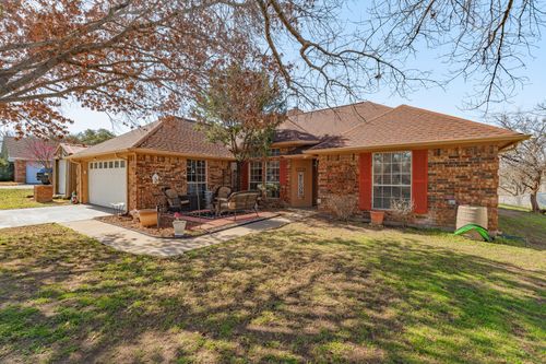 3903 Frisco Cir, Granbury, TX, 76048-6274 | Card Image