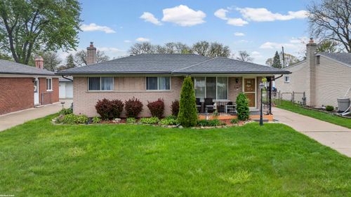 4757 Frazho Rd, Warren, MI, 48091-1467 | Card Image