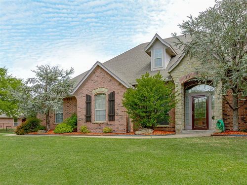 8762 Palermo Drive, Edmond, OK, 73034 | Card Image