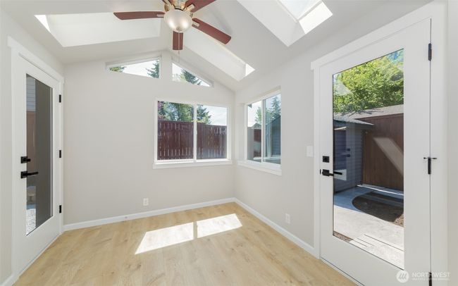9621 1 St Ave Se, House other with 3 bedrooms, 2 bathrooms and 2 parking in Everett WA | Image 13
