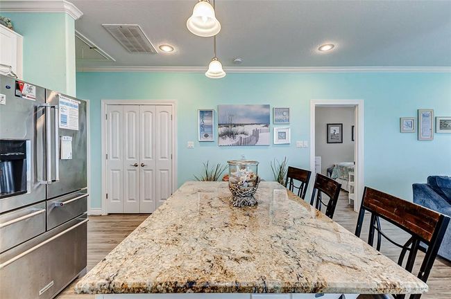 881 Buell, House other with 3 bedrooms, 2 bathrooms and null parking in Crystal Beach TX | Image 11