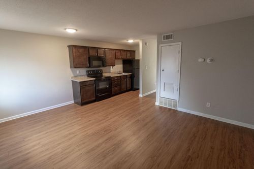 49-105 N Garth Ave, COLUMBIA, MO, 65203-4100 | Card Image