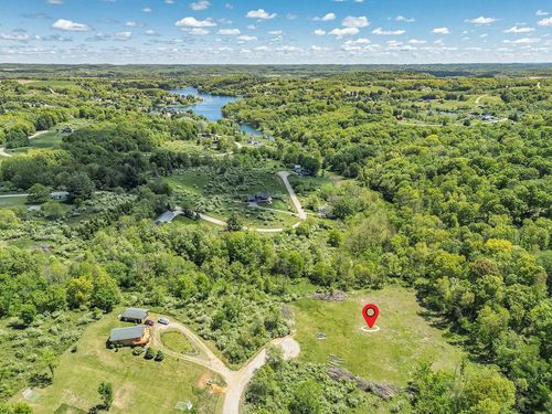 S1406 Staghorn Ct, La Valle, WI, 53941 | Card Image