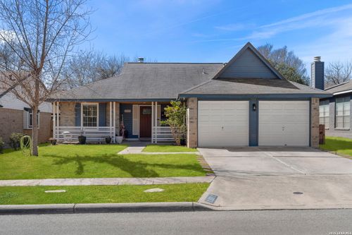 11011 Forest Crown, Live Oak, TX, 78233-4364 | Card Image