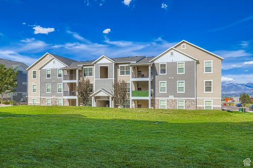 b203-14648 S Mckellen Dr, Herriman, UT, 84096-2080 | Card Image